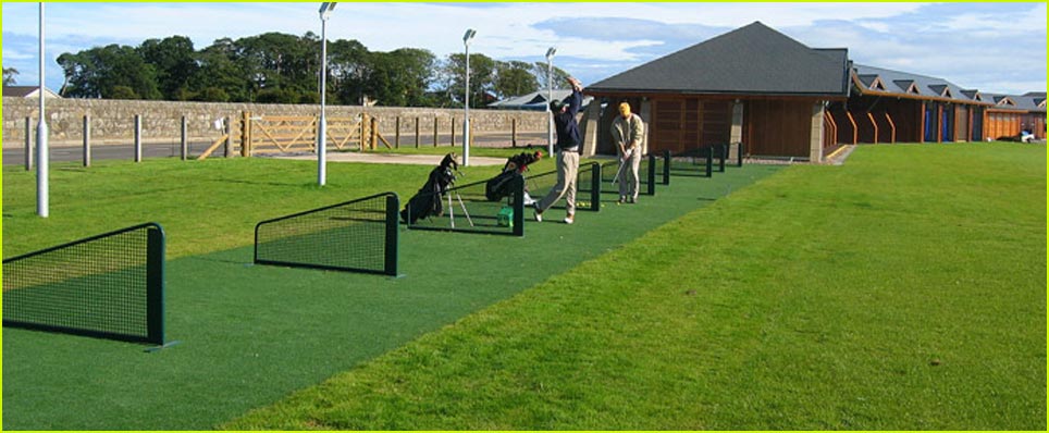 synthetic putting green installation