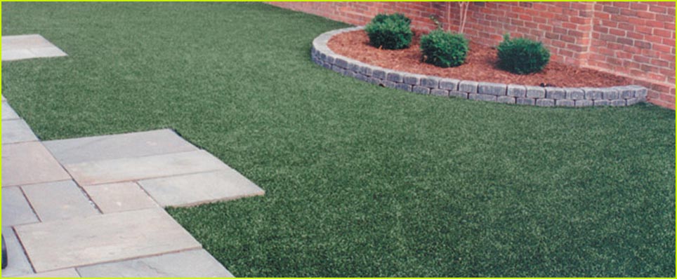 synthetic turf lawn installation